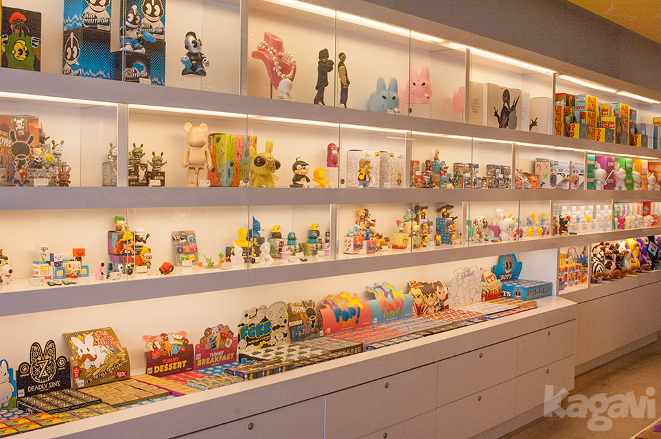 kidrobot store